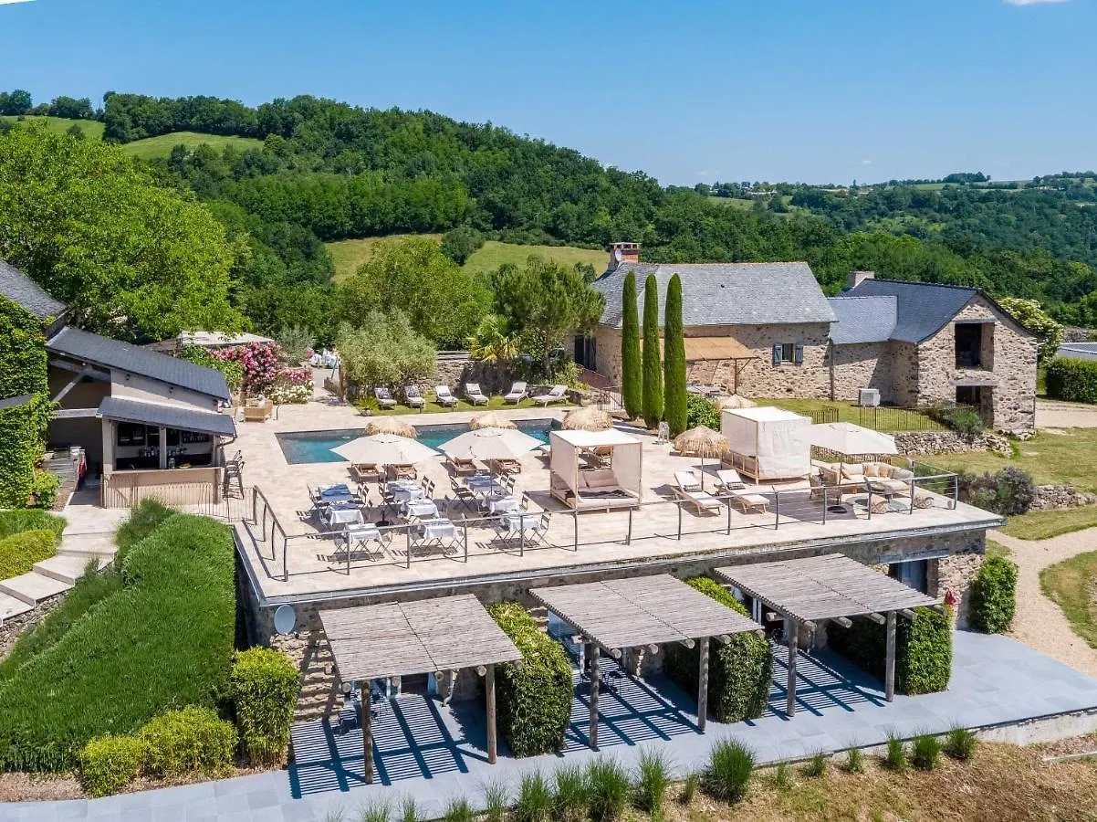לינה וארוחת בוקר Maleville Domaine La Broutie צרפת