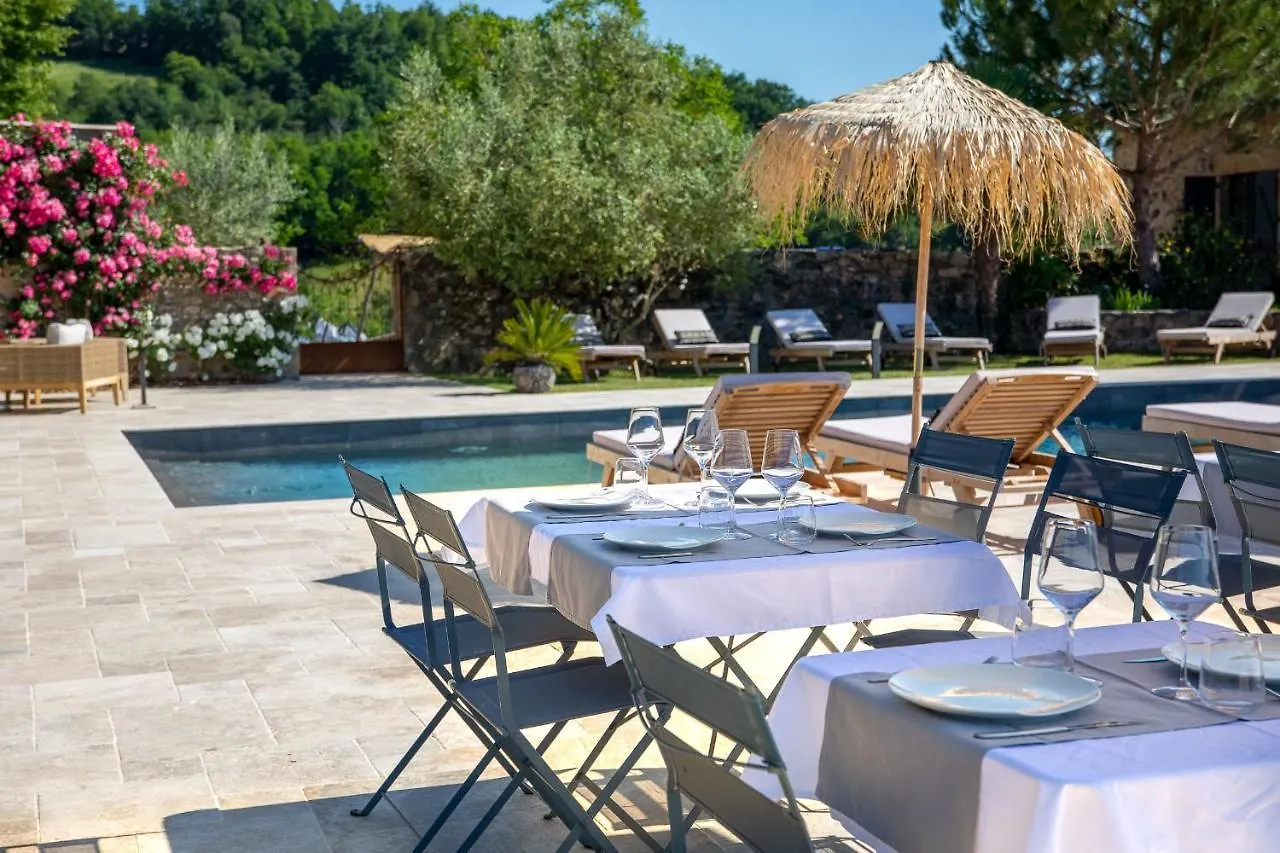 לינה וארוחת בוקר Maleville Domaine La Broutie