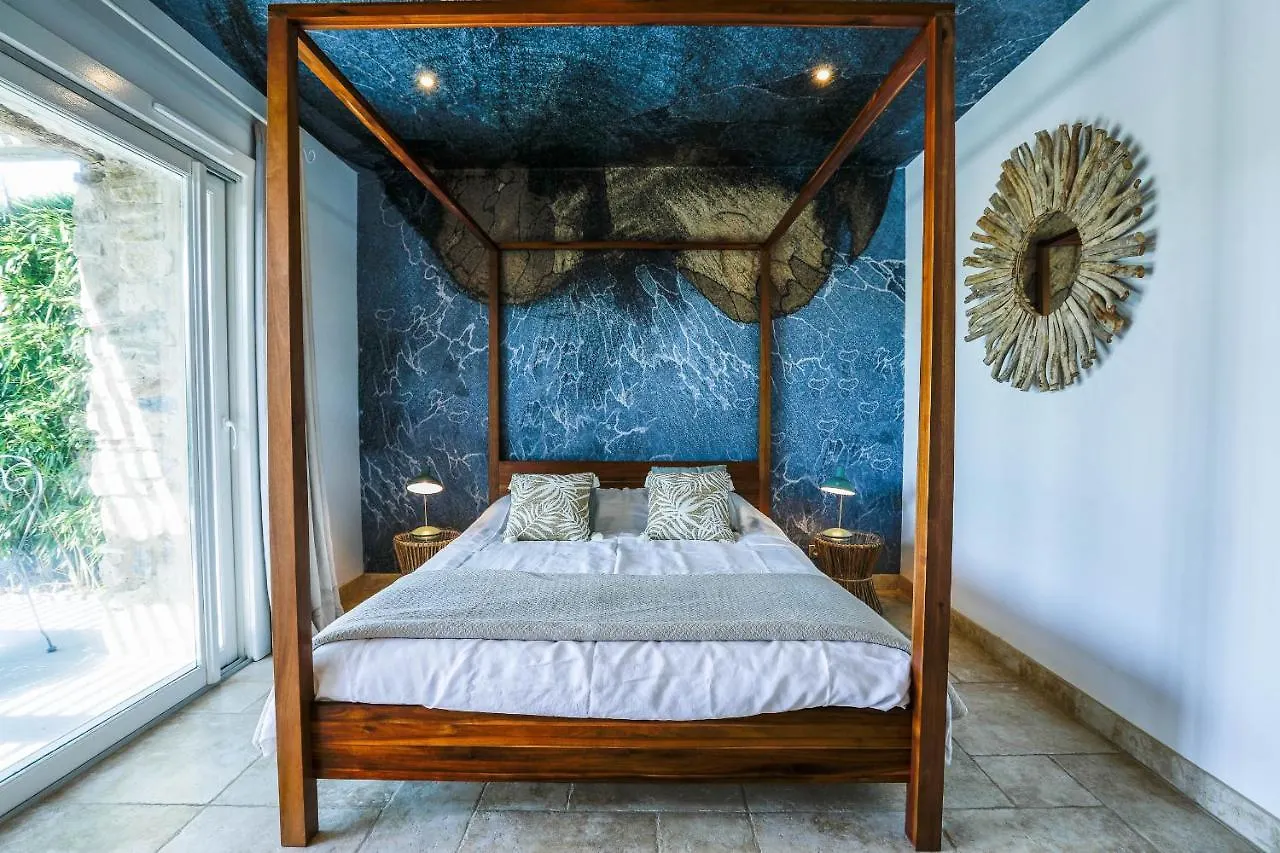 Bed and Breakfast Domaine La Broutie à Maleville 0*,  France
